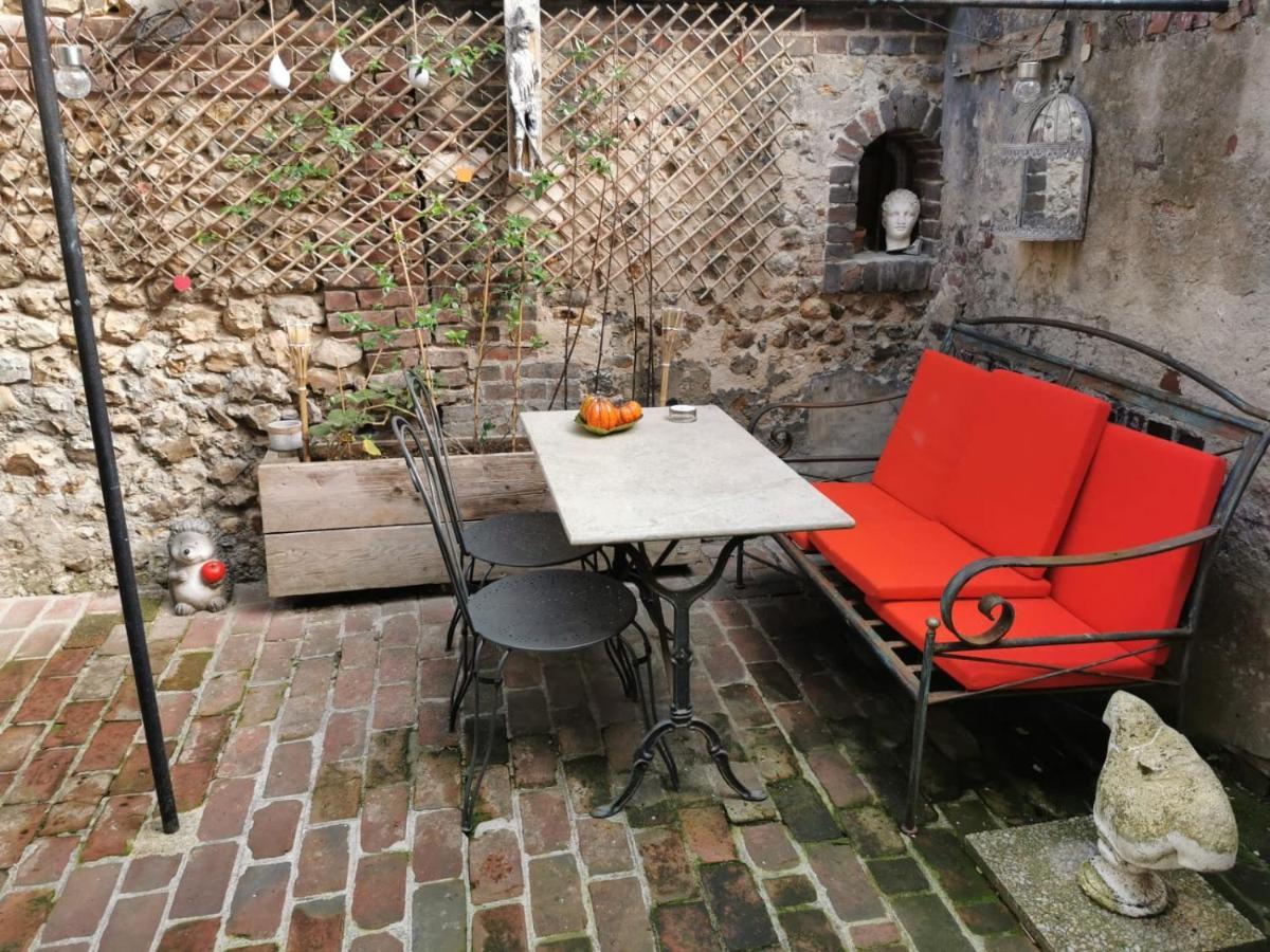 Appartement De Charme Honfleur Exterior photo